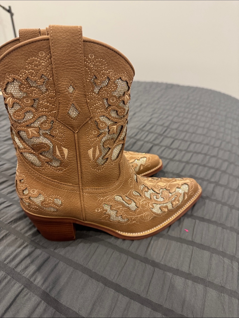 Tan Embroidered Western Heeled Boots - Women's - Picture 5 of 8